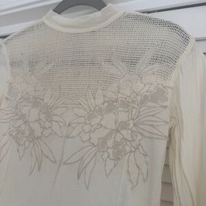 Free People Floral Embellished 3/4 sleeve cotton Creme Top - Women S